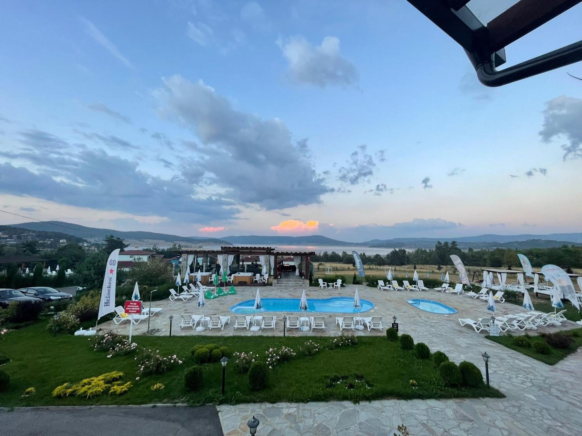 Family Hotel Eterno Tsigov Chark Esterno foto